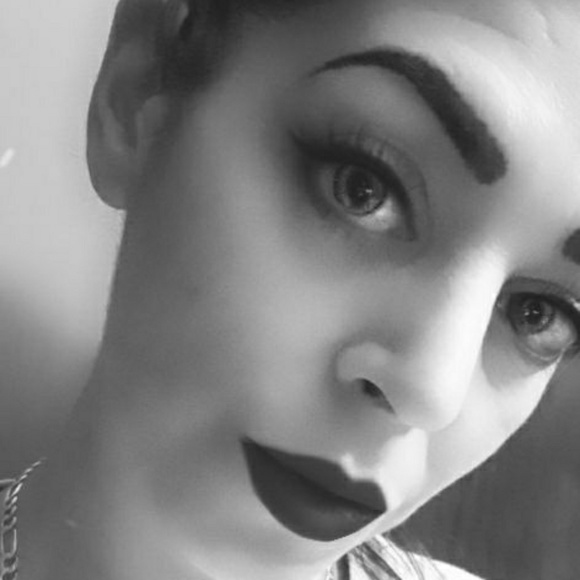 Meet your Posher, Catt - Picture 1 of 1